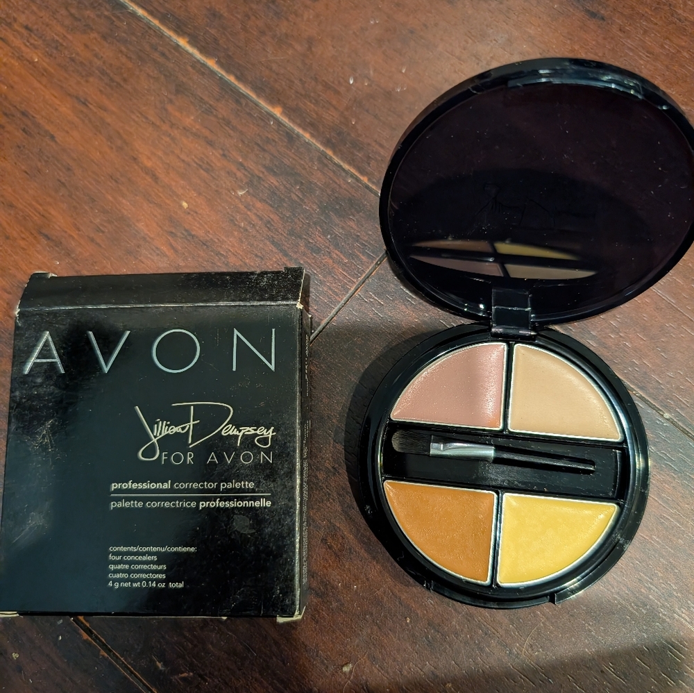 Avon Julian Dempsey Professional Corrector Palette Light Pale